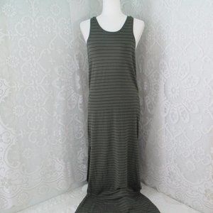 Express Sleeveless Maxi Olive and Black Dr…